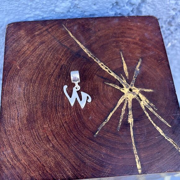 Sterling Silver Initial W Charm with Rhinestones Vintage jewelry supply - Picture 3 of 8